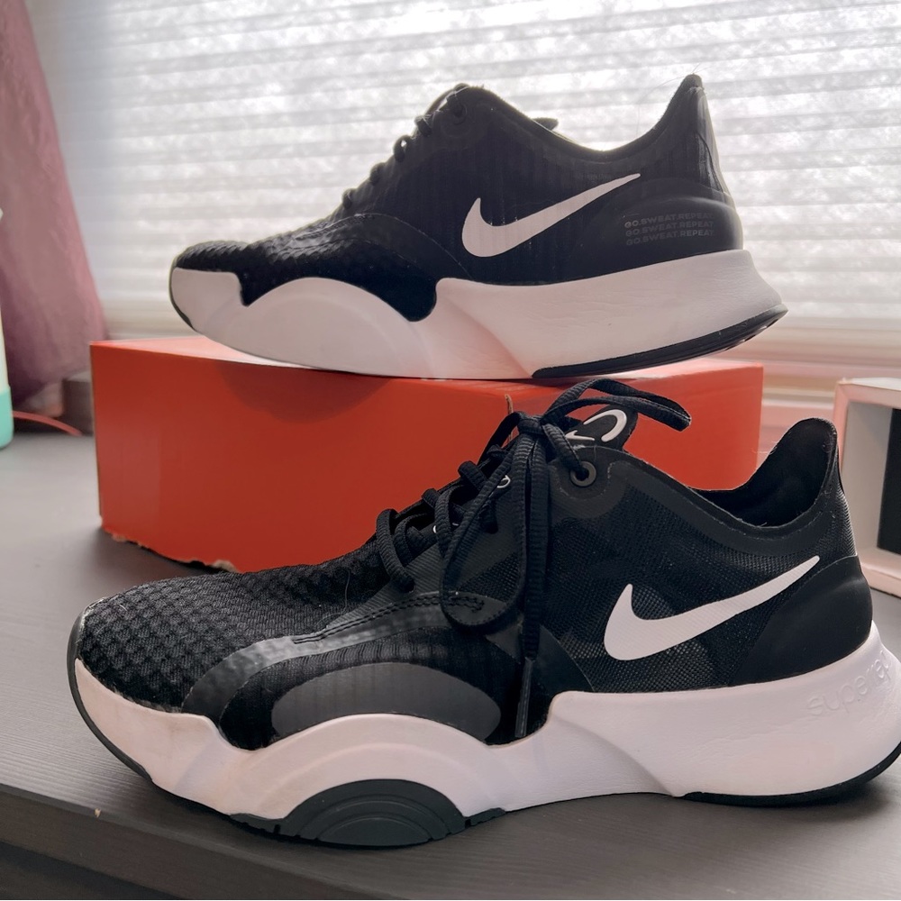 Nike SuperRep GO! sneakers - Excellent Condition